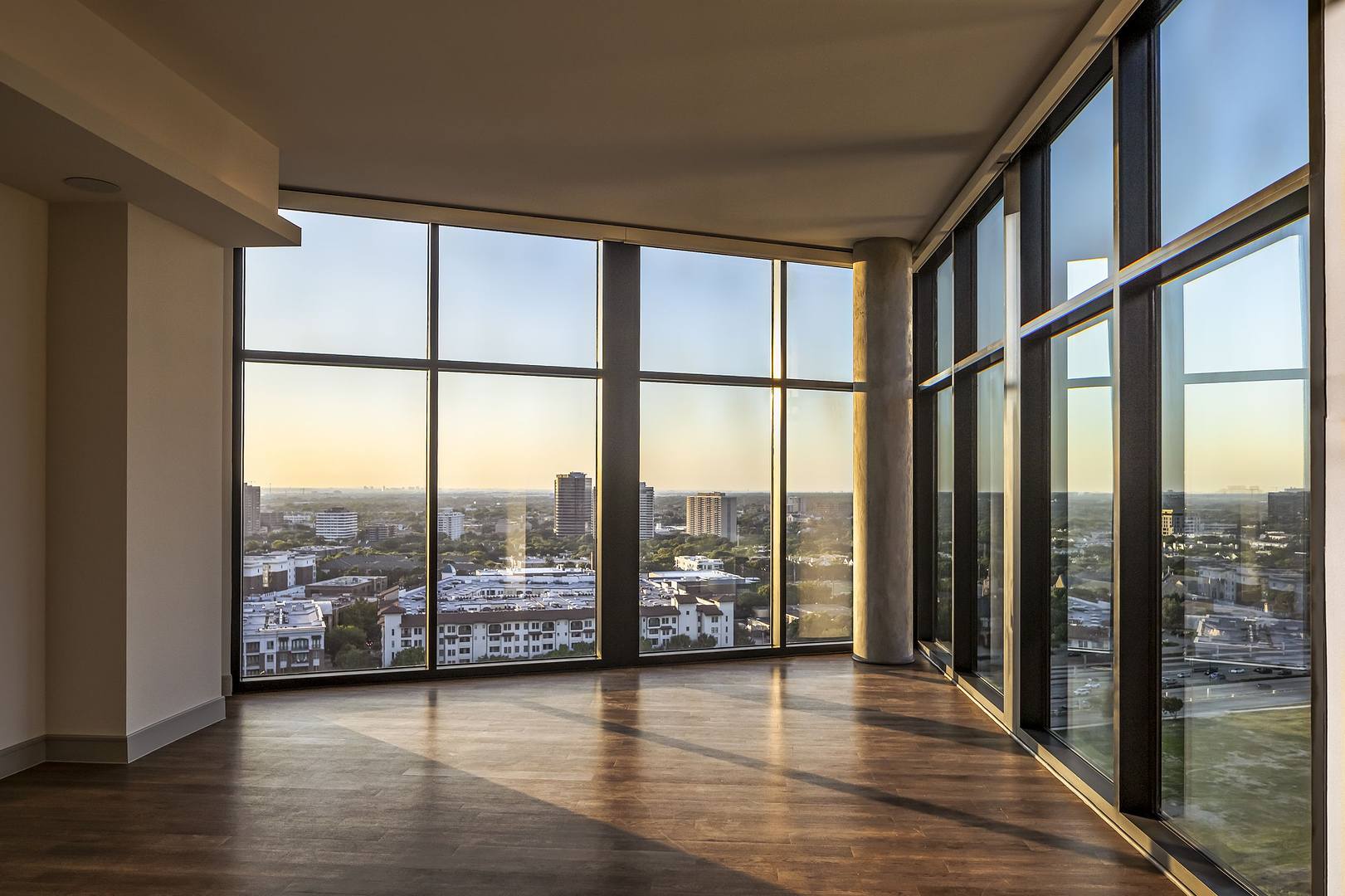 Penthouse Level Common Spaces photo