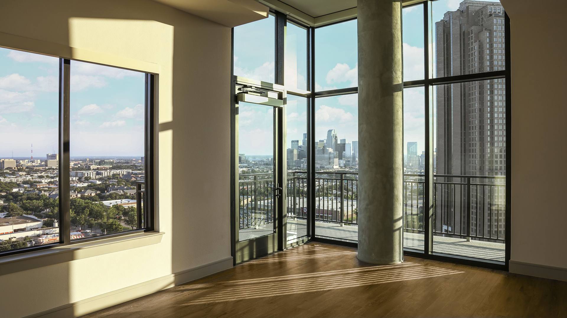 Penthouse Collection The Oliver