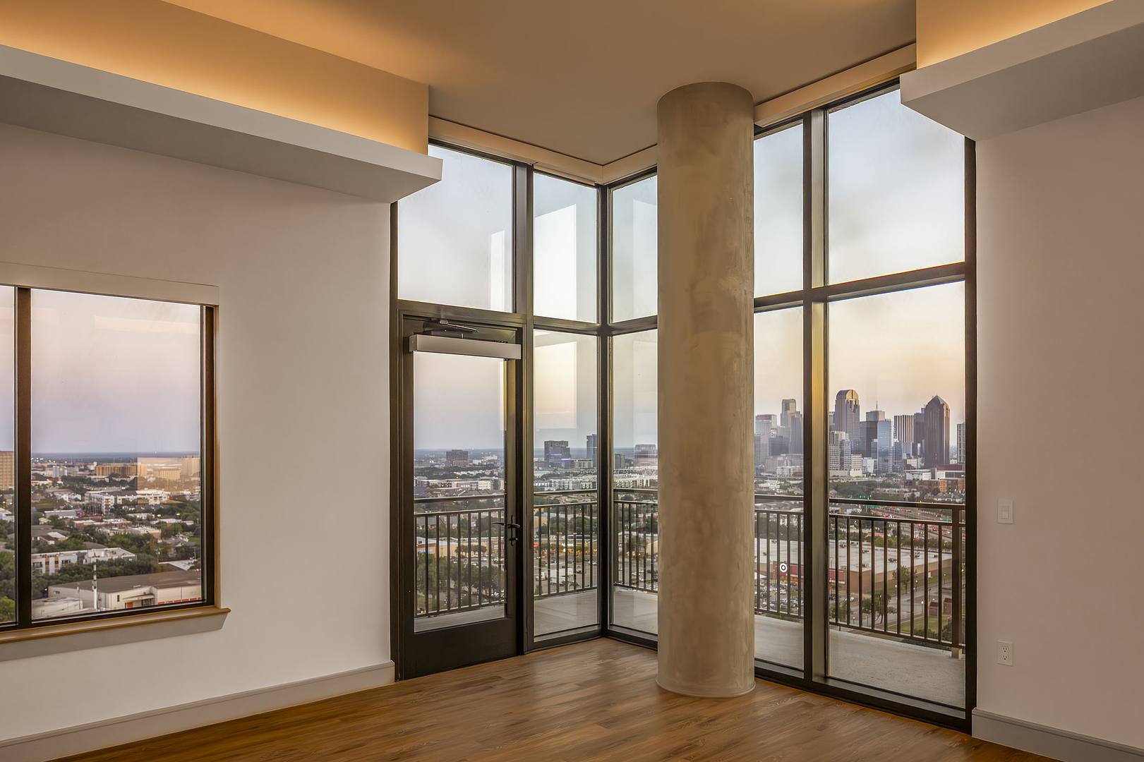 Penthouse Collection | The Oliver | Luxury Apartments in Dallas, TX